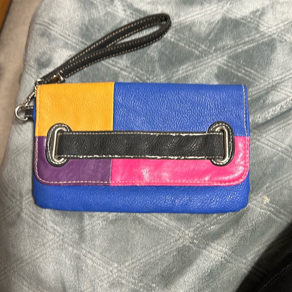 A small hand bag.  Nothing special.